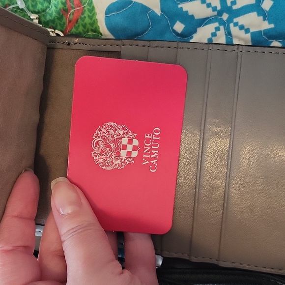 Vince Camuto Wallet - Picture 11 of 17